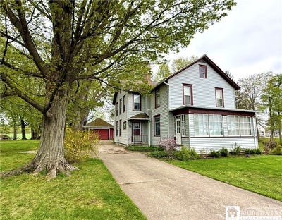 /international/us/4571-w-main-road-pomfret-ny-110099162502/