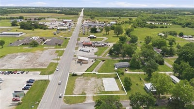 /international/us/1303-east-street-iola-ks-110108099644/