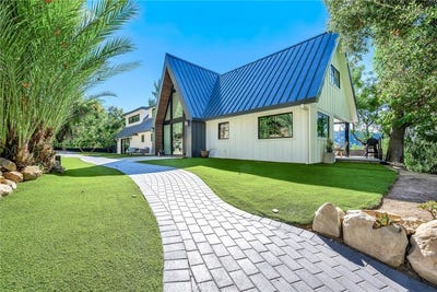 /international/us/24301-sylvan-glen-calabasas-ca-110103571843/