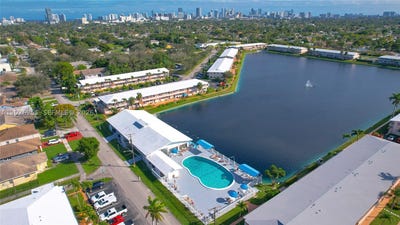 /international/us/820-sw-11-street-hallandale-beach-fl-110108344532/