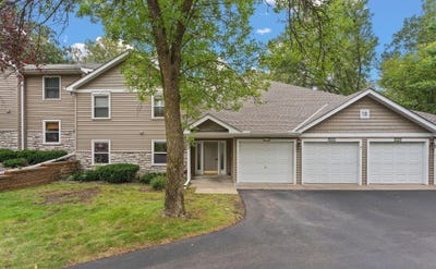 /international/us/14349-fairway-drive-eden-prairie-mn-110119984806/
