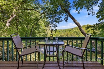 /international/us/140-lindale-ridge-boone-nc-110107989916/
