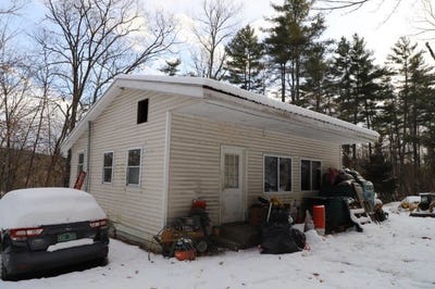 /international/us/49-clay-hill-road-hartland-vt-110105003726/