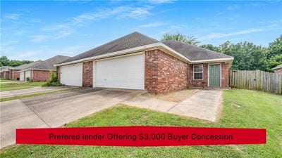 /international/us/99-101-n-dakota-trail-farmington-ar-110109518401/