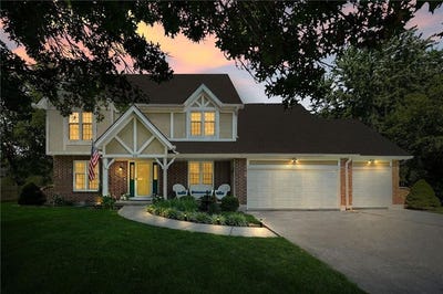 /international/us/614-harborview-drive-smithville-mo-110101163777/