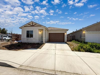 /international/us/509-sandtrap-lane-lemoore-ca-110108737677/