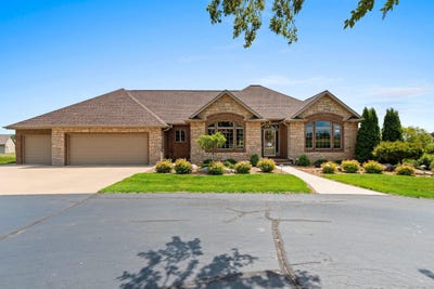 /international/us/5391-river-oaks-drive-de-pere-wi-110100340177/