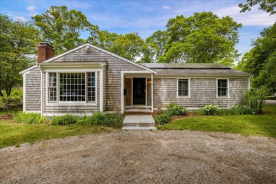 /international/us/1309-shootflying-hill-road-centerville-ma-110108693835/