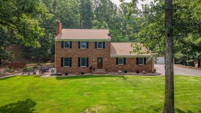 /international/us/9458-hopkins-gap-rd-fulks-run-va-110101392917/