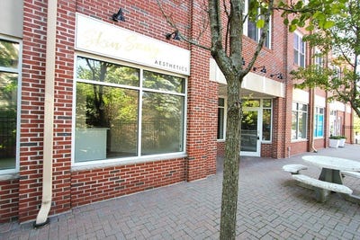 /international/us/9-summer-st-franklin-ma-110108470768/