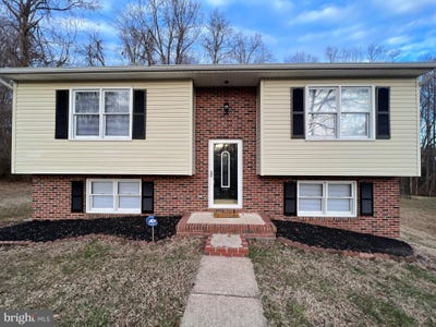 /international/us/11211-surry-woods-court-fredericksburg-va-110106846525/