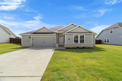 /international/us/623-kyle-drive-tioga-tx-110098828939/