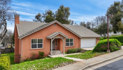 /international/us/5301-farfalla-circle-mariposa-ca-110105930214/