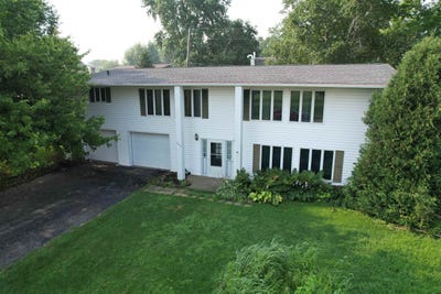 /international/us/623-w-chapel-street-dodgeville-wi-110101328314/?lang=zh-cn