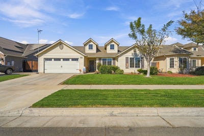 /international/us/1876-w-hayward-street-hanford-ca-110120692254/