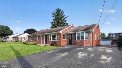 /international/us/3619-rose-avenue-gordonville-pa-110110244516/