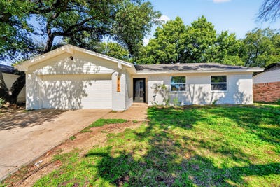 /international/us/2127-versailles-drive-carrollton-tx-110120499891/