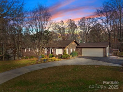/international/us/7465-jones-road-salisbury-nc-110103722350/