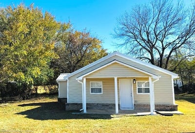 /international/us/400-peters-st-poteau-ok-110103523884/