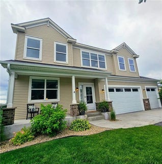 /international/us/19727-hazel-nut-court-lakeville-mn-110105214611/