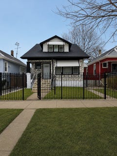 /international/us/12019-s-perry-avenue-chicago-il-110108119012/
