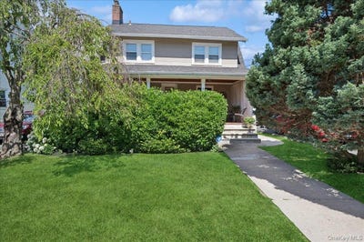 /international/us/12-clark-place-port-chester-ny-110108965062/