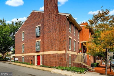 /international/us/622-s-charles-street-baltimore-md-110120061271/