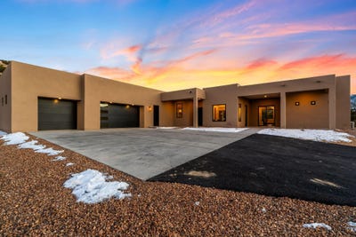/international/us/10-rainbow-valley-road-placitas-nm-110105294708/