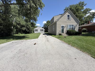 /international/us/19-w-36th-place-steger-il-110108821979/