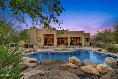 /international/us/37095-n-bloody-basin-road-carefree-az-110101170199/