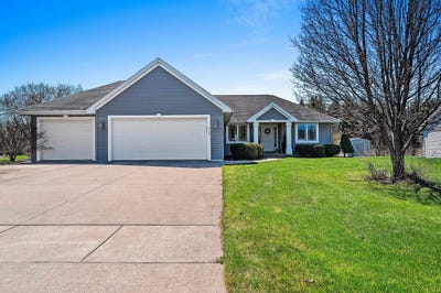/international/us/2190-daly-drive-green-bay-wi-110107514701/