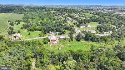 /international/us/330-n-clay-road-lititz-pa-110120508705/