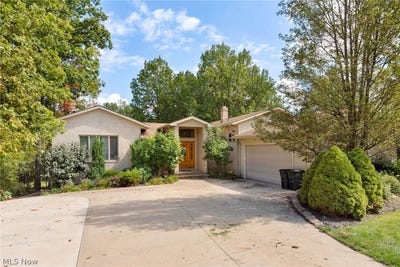 /international/us/9445-barr-road-brecksville-oh-110119453104/