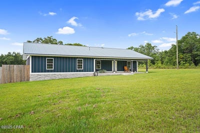 /international/us/2089-pike-pond-road-alford-fl-110098336094/