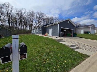 /international/us/n114w21077-briarwood-lane-germantown-wi-110101341908/?lang=zh-tw