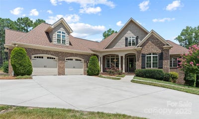 /international/us/148-winwood-circle-granite-falls-nc-110101454133/
