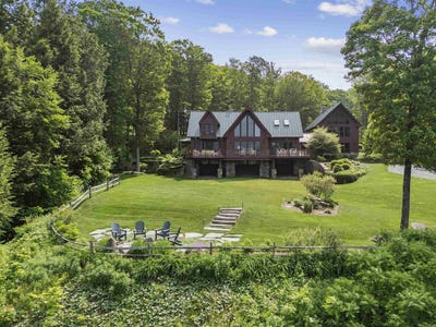 /international/us/463-north-road-barnard-vt-110108553218/