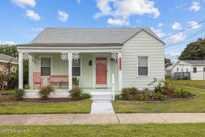 /international/us/1404-shackleford-street-morehead-city-nc-110103756689/