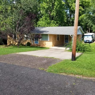 /international/us/2121-jones-st-malvern-ar-110108656284/