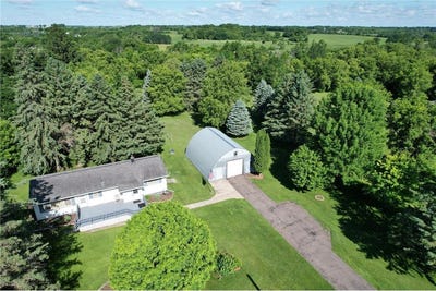 /international/us/1039-4th-street-holdingford-mn-110108782952/