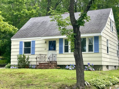 /international/us/49-glen-haven-road-e-portland-me-110100776357/