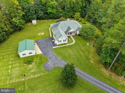 /international/us/13330-olde-oak-drive-charlotte-hall-md-110119985494/