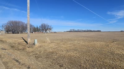 /international/us/401-rondell-avenue-stratford-sd-110105884843/