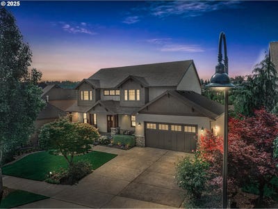 /international/us/14697-se-poppy-hills-dr-happy-valley-or-110101307812/
