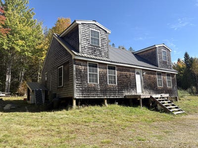 /international/us/72-fifth-avenue-pembroke-me-110120771639/