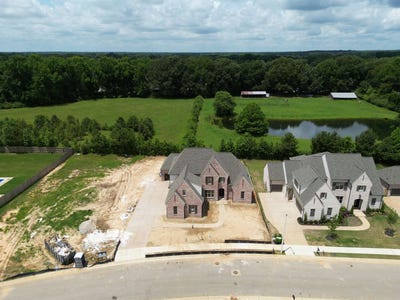 /international/us/605-cedar-shadows-cir-w-collierville-tn-110108496050/