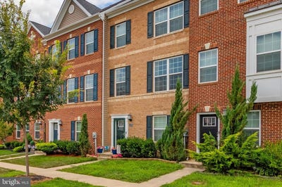 /international/us/11279-tolkien-ave-white-plains-md-110101345853/