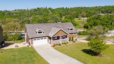 /international/us/134-little-creek-lane-kimberling-city-mo-110107437697/