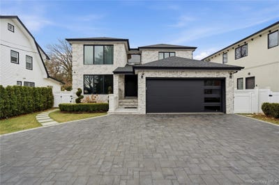 /international/us/17-garfield-place-roslyn-heights-ny-110109955949/