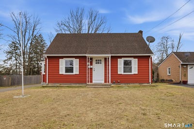 /international/us/9-grand-street-enfield-ct-110106731702/